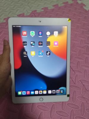 苹果平板电脑美版iPad5（苹果平板电脑美版ipad5怎么样）